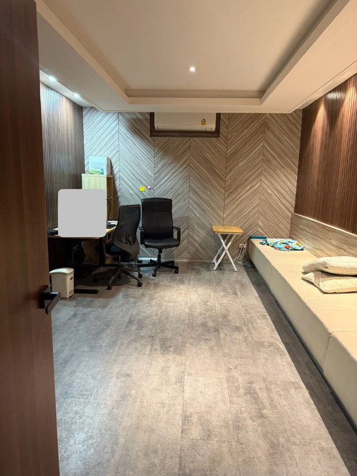 รูป WS7434 🏡 ให้เช่า  Home Office ทองหล่อ 20 พร้อมสระว่ายน้ำส่วนตัว เพียง 170,000 บาท/เดือน - รูปที่ 10/10