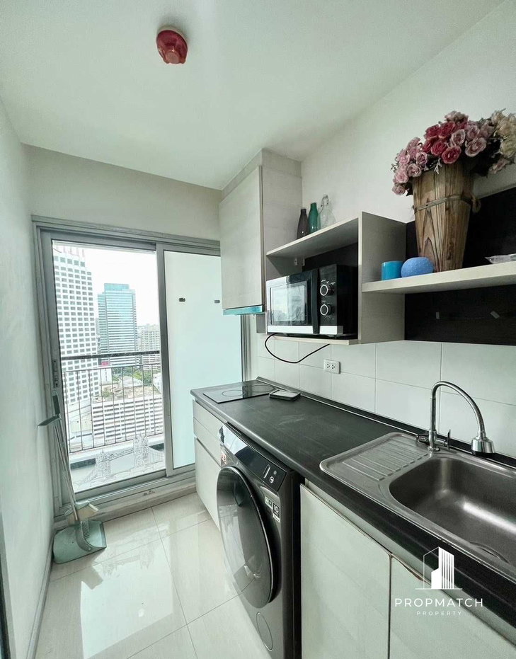 รูป PM020661 ✨Flash Deal ✨ Life Ratchadapisek (2Bed 1Bath 46 SQM.) พร้อมอยู่ ! เพียง 23,000 บาทต่อเดือน Tel.0981315848 @propmatch - รูปที่ 3/6
