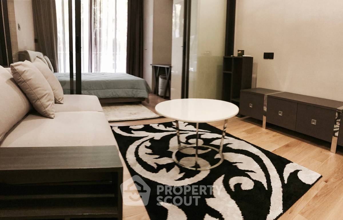 picture 1-BR Condo at Klass Langsuan near BTS Chit Lom (ID 510768) - 2/8