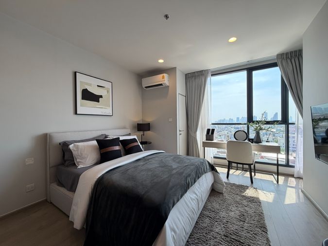 For sale the crown residences rama4 road best price