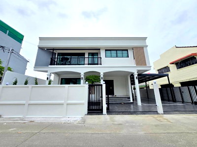 บ้านเดี่ยว ถนนนวมินทร์ : บ้านเดี่ยวหลังมุม โซนนวมินทร์-ประเสริฐมนูกิจ-นวลจันทร์-บางกะปิ-ลาดพร้าว ตกแต่งใหม่ทั้งหลัง ซอยนวมินทร์ 127 แขวงนวลจันทร์ เขตบึงกุ่ม