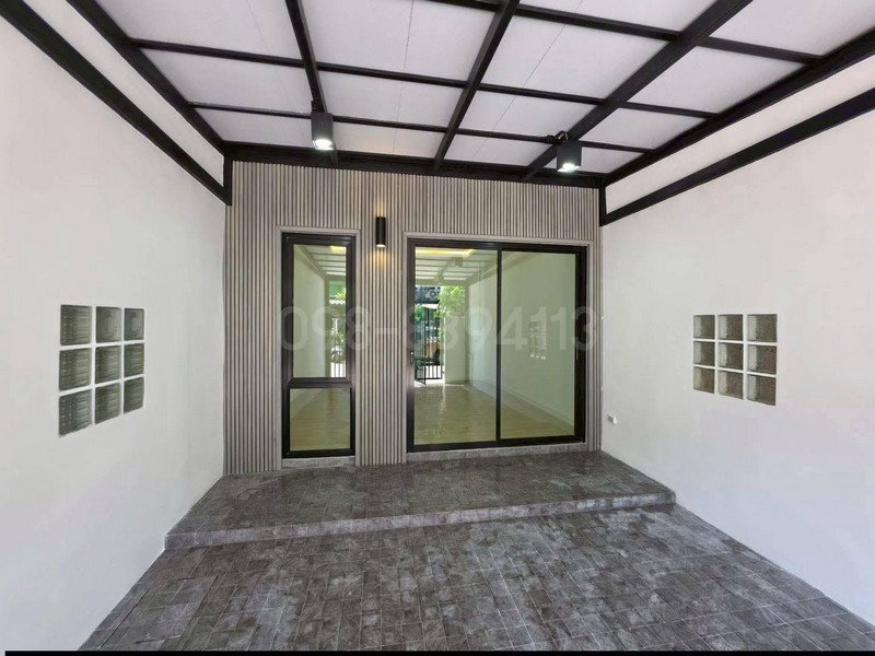 รูป ทาวน์โฮม 2 ชั้น หมู่บ้านตะวันนาขาย ซอยจตุโชติ 12 ตกแต่งใหม่ พร้อมอยู่ เนื้อที่ 17 ตรว 2นอน 2น้ำ - รูปที่ 2/8