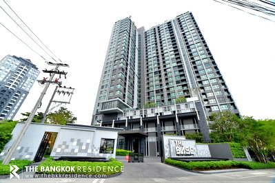 Condos for sale : 🏙️ Condo for Sale at The Base Park West Sukhumvit 77 Convenient Location Near Habito Mall