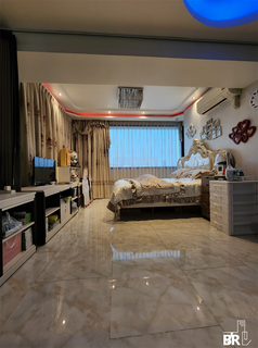 Four Street Mansion near BTS Phahonyothin 24 High-potential Location, Convenient Travel