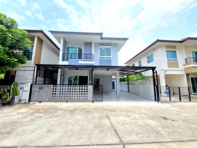 บ้านแฝด เขตหนองจอก : บ้านแฝด ตกแต่งรีโนเวทใหม่ หลังมุม ทำเลดีเยี่ยม หมู่บ้านเต็มสิริ วิลเลจ (Temsiri Villet)  ถ.เชื่อมสัมพันธ์ 11 หนองจอก