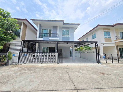 บ้านแฝด ตกแต่งรีโนเวทใหม่ หลังมุม ทำเลดีเยี่ยม หมู่บ้านเต็มสิริ วิลเลจ (Temsiri Villet)  ถ.เชื่อมสัมพันธ์ 11 หนองจอก