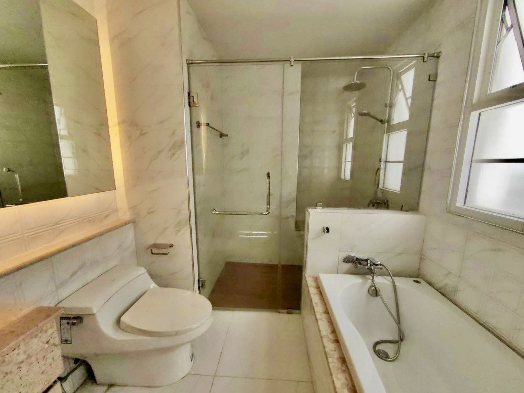 รูป ให้ เช่าโฮมออฟฟิศหรู 4 ชั้น พื้นที่ใช้สอย 320 ตร.ม. Plus Park Avenue ลาซาล–ศรีนครินทร์ - รูปที่ 11/12