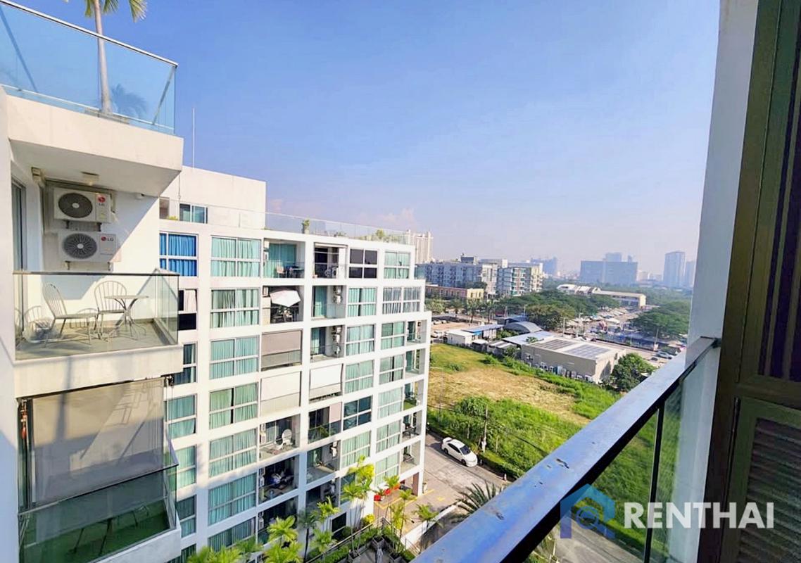 picture Large 1 bedroom condo on Pratumnak Hill - 5/18