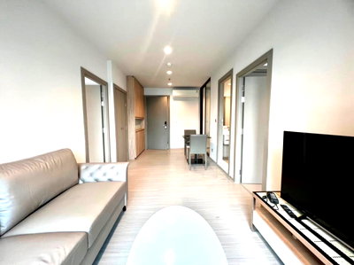 Condos for rent : Great view, 2 BR-corner room- Life asoke rama9