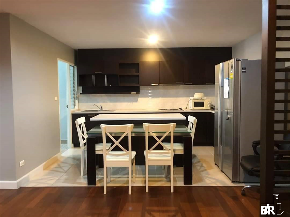 picture Belle Park Residence Condominium  Easy Start with a City Dweller Lifestyle - 8/10