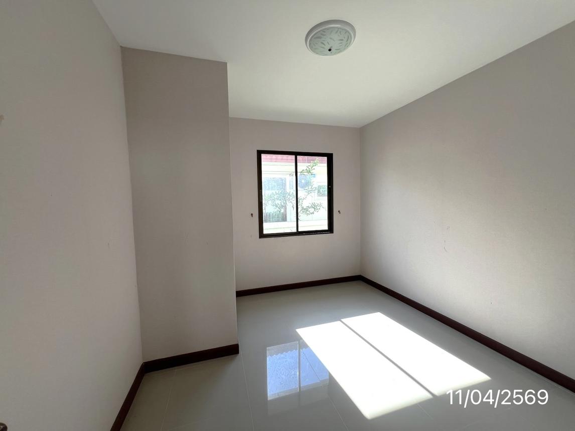 picture HOME 53.1 Sq.w. Si Racha Chonburi for 1.7M - 24/32