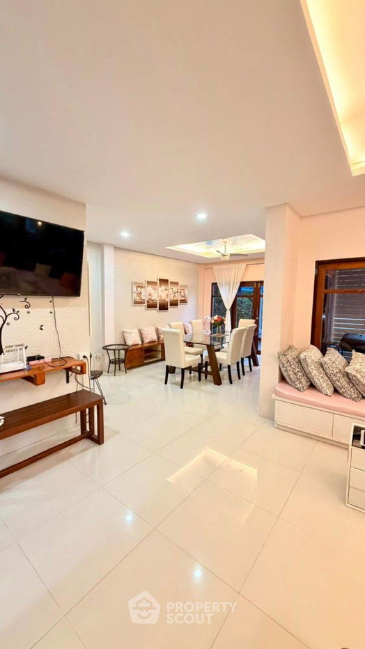 รูป วิลล่า 3-ห้องนอน ใกล้ ตลาดโต้รุ่งหัวหิน (ID 2065486) - รูปที่ 9/42