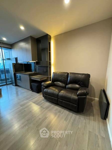 รูป คอนโด 1-ห้องนอน ที่ เดอะ รูม สุขุมวิท 69 ใกล้ BTS พระโขนง (ID 2355970) - รูปที่ 3/4