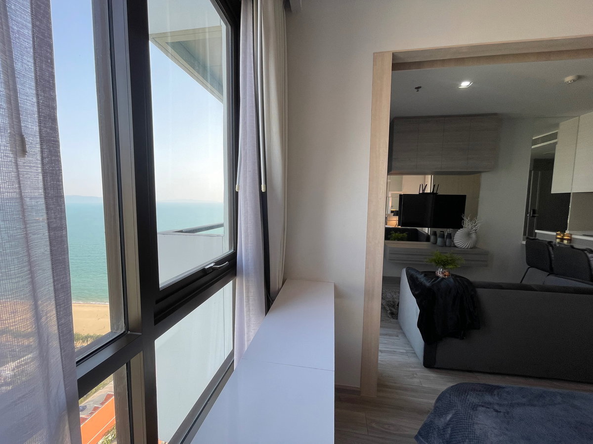 รูป For rent Aeras Beachfront Condo SeaView Free  Internet WiFi  - รูปที่ 24/39