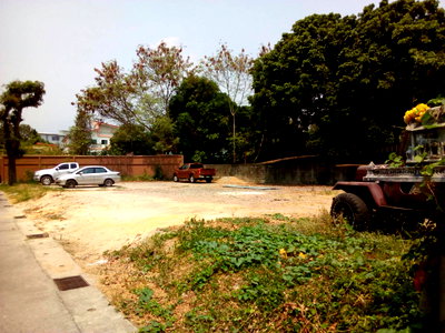 Land for rent Chiang Mai Zoo : Land for Rent   141  sq. wa ,width 20 m