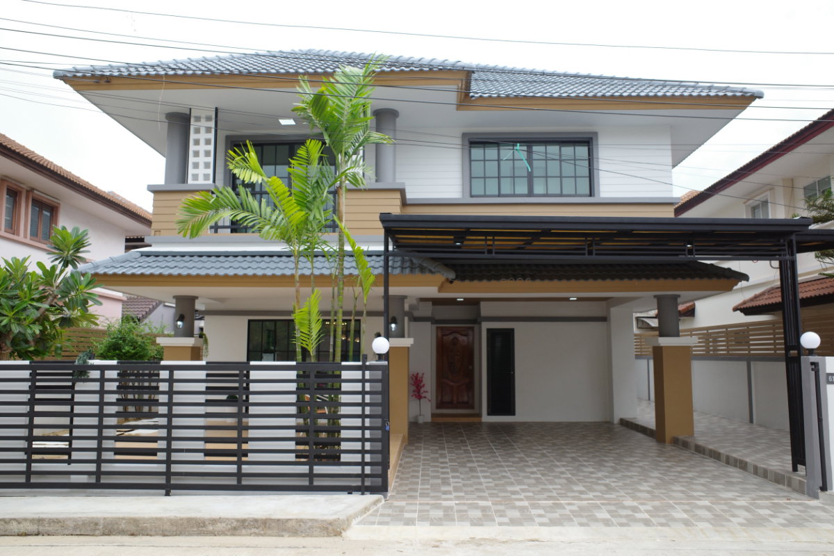 รูป บ้านเดี่ยวหลังใหญ่ ทำเลดี แต่งพร้อมอยู่ หมู่บ้านรอยัลปาร์ควิลล์ ซอยบงกช 3 ถนนสุวินทวงศ์44  แขวงลำผักชี เขตหนองจอก เฟอร์ฯสวย กว้างขวาง - รูปที่ 2/45