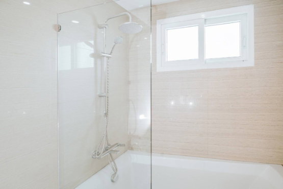 รูป ขาย บ้าน 5 ชั้น พร้อมสระว่ายน้ำและลิฟท์ สุขมวิท ** NO CO-AGENT ** - รูปที่ 9/20