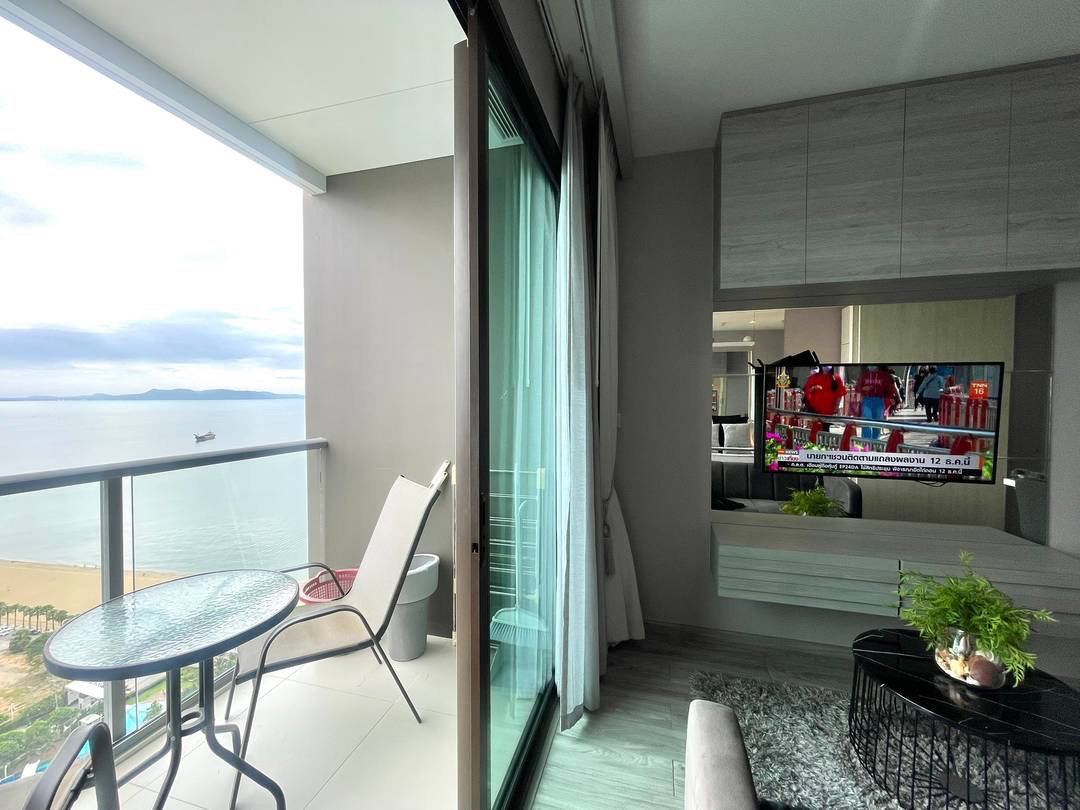 รูป For rent Aeras Beachfront Condo SeaView Free  Internet WiFi  - รูปที่ 6/39