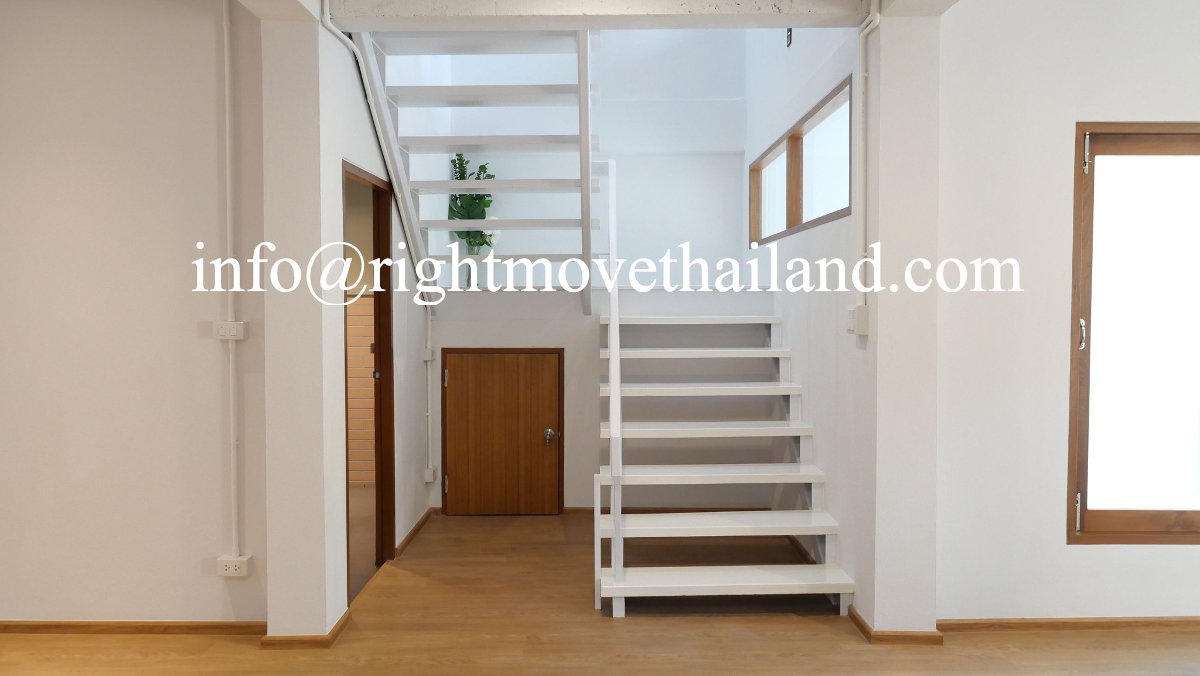 รูป HR1461 Townhouse For Sale with Tenant - รูปที่ 13/18