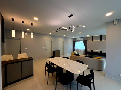 บ้านเดี่ยวให้เช่า : 🏙️ ให้เช่าบ้าน Centro Bangna - บ้านสวยพร้อมอยู่ พื้นที่กว้าง โลเคชันดีที่สุดในโซนบางนา ฟังก์ชันครบ ดีไซน์ทันสมัย