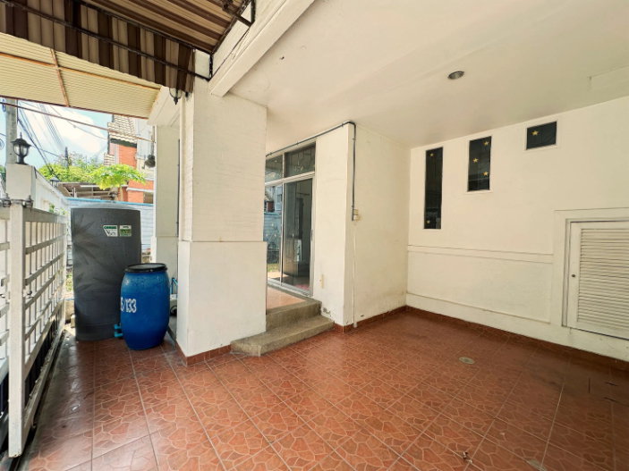 รูป ทาวน์เฮ้าส์ 2 ชั้น  บ้านวรางกูล รังสิตคลอง 3  (ขนาด 31 ตร.ว.) ต้นโครงการ ถ.รังสิต-นครนายก ปทุมธานี  - รูปที่ 2/26
