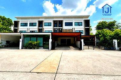 โฮมออฟฟิศ ถนนวิภาวดีรังสิต : ขายโฮมออฟฟิศ 3 ชั้น Patio วิภาวดี-สรงประภา ถนนประชาอุทิศ  ใกล้รถไฟฟ้าสายสีแดง 