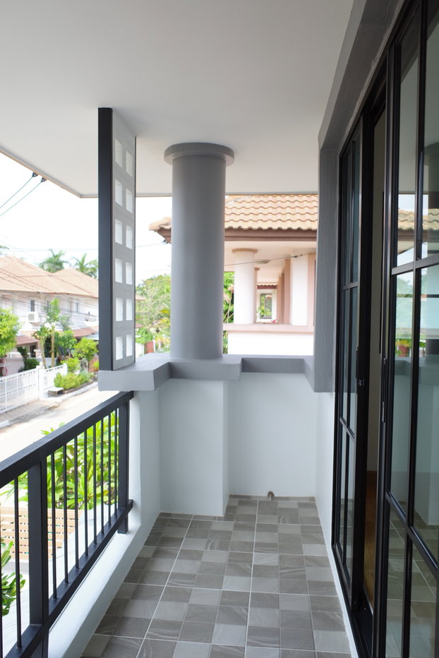 รูป บ้านเดี่ยวหลังใหญ่ ทำเลดี แต่งพร้อมอยู่ หมู่บ้านรอยัลปาร์ควิลล์ ซอยบงกช 3 ถนนสุวินทวงศ์44  แขวงลำผักชี เขตหนองจอก เฟอร์ฯสวย กว้างขวาง - รูปที่ 41/45