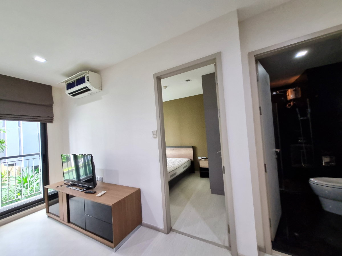 รูป ขายคอนโด Rhythm Sukhumvit 36-38 | ชั้น 7 วิวสระ | ราคาดีที่สุดเพียง 4.9 ล้านบาท - รูปที่ 6/16