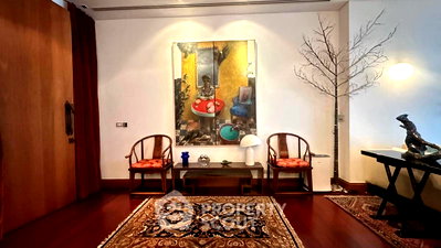 คอนโดให้เช่า : คอนโด 2 ห้องนอน Le Raffine Jambu Dvipa Sukhumvit 39 ใกล้ BTS พร้อมพงษ์ 300 ม. (ID 2896717)