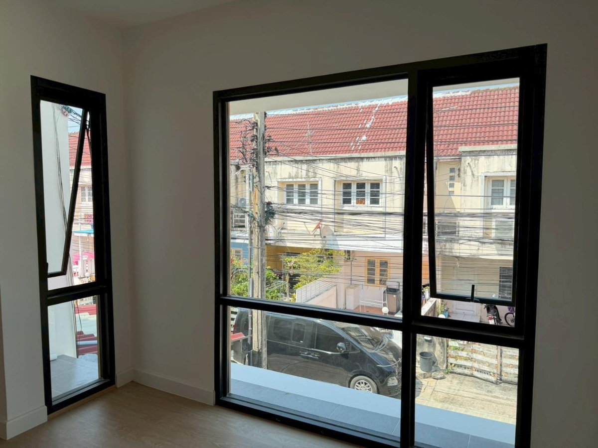 รูป 🏠 ขายทาวน์โฮม 2 ชั้น | โครงการ First Home วัชรพล (หมู่บ้านเฟิสท์โฮมวัชรพล) ทำเลดีมาก หลังตลาดถนอมมิตร 50 เมตร ✨ ใกล้ทางด่วน เดินทางสะดวก - รูปที่ 22/24