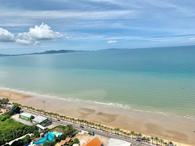 For rent Aeras Beachfront Condo SeaView Free  Internet WiFi 