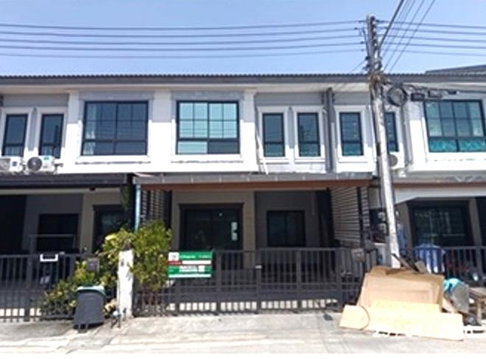 ทาวน์เฮ้าส์ 18.1 ตร.วา บริทาเนีย บางนา กม.42 บางปะกง ฉะเชิงเทรา 2.5M