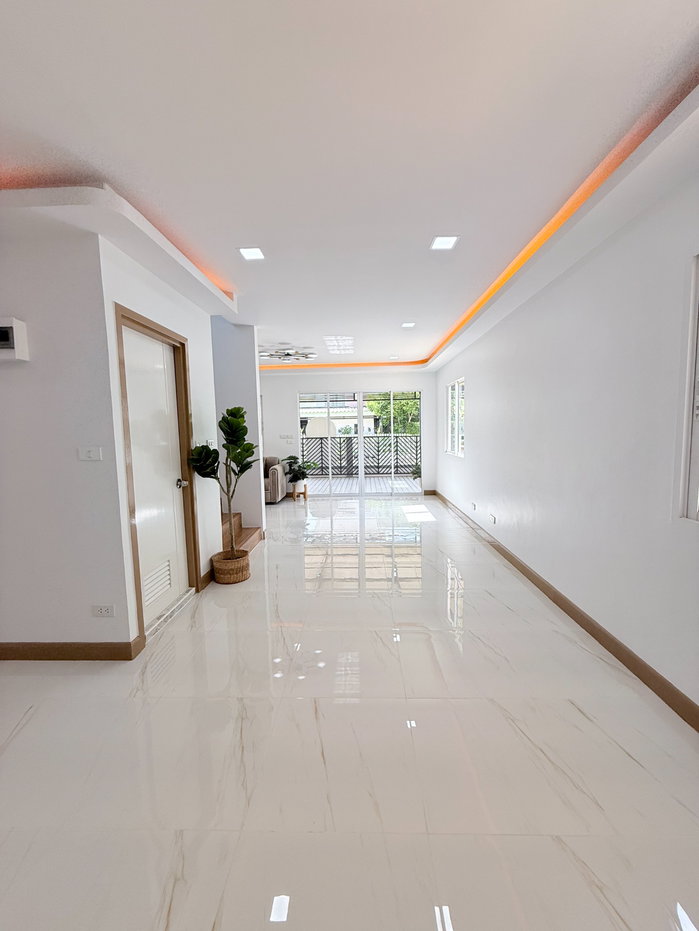 รูป บ้านรีโนเวทใหม่ พร้อมอยู่ ราคาสุดคุ้ม สไตล์โมเดิร์น ทันสมัย ตกแต่งใหม่ทั้งหมด หมู่บ้าน ฟลอร่าวิลล์ เฟส17 ซ.4 สุวินทวงศ์38 ลำผักชี หนองจอก - รูปที่ 21/41