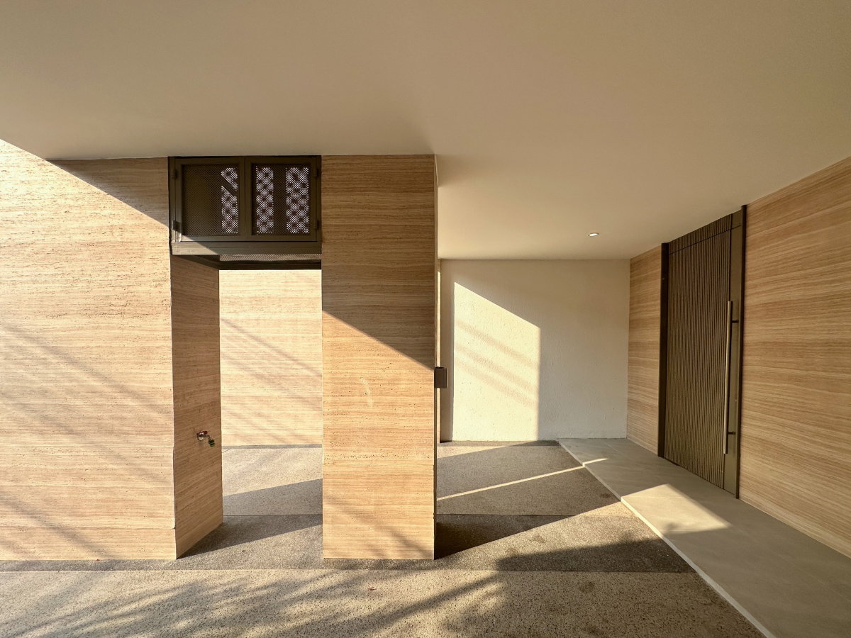 รูป 🏡✨  ให้เช่า Townhome & Home Office 4.5 ชั้น | ซอยปรีดี 14 (สุขุมวิท 71) ใกล้เอกมัย–ทองหล่อ ✨ - รูปที่ 6/23