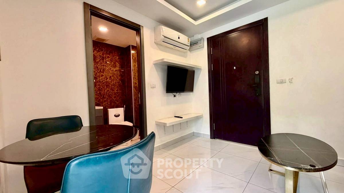รูป คอนโด 1-ห้องนอน ที่ อาคาเดีย เซ็นเตอร์ สูท ใกล้ ถนนพระตำหนัก พัทยา (ID 2886771) - รูปที่ 9/13