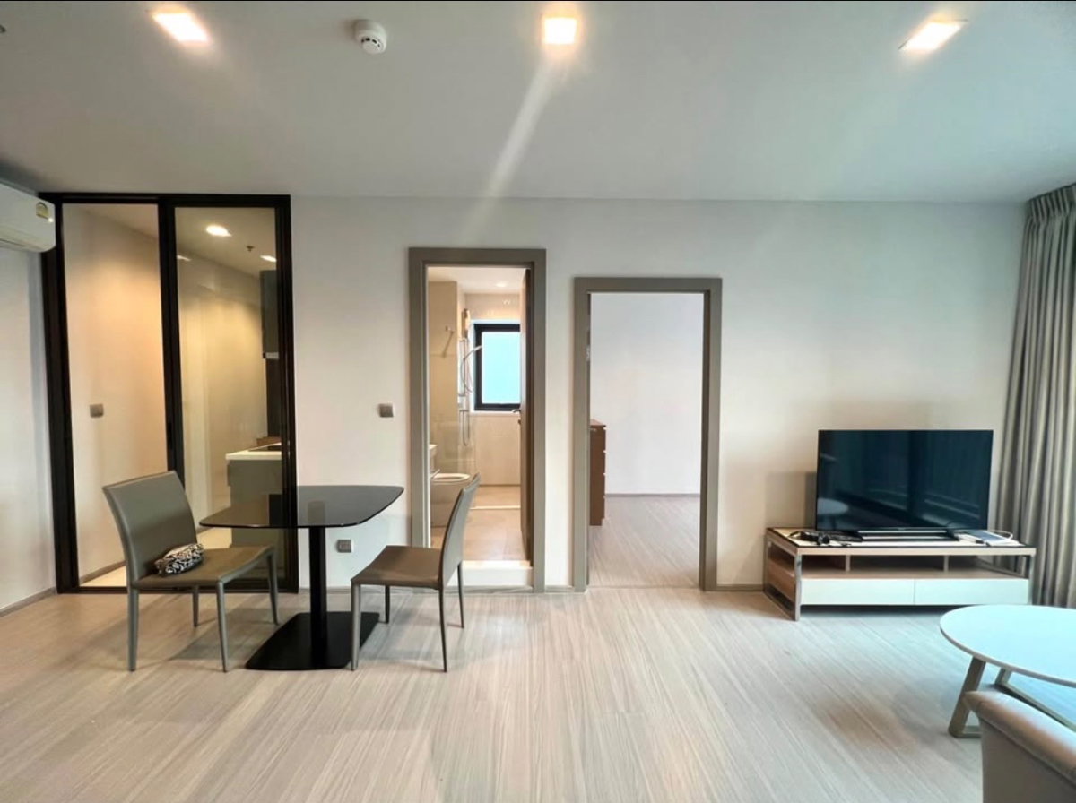 picture Great view, 2 BR-corner room- Life asoke rama9 - 3/11