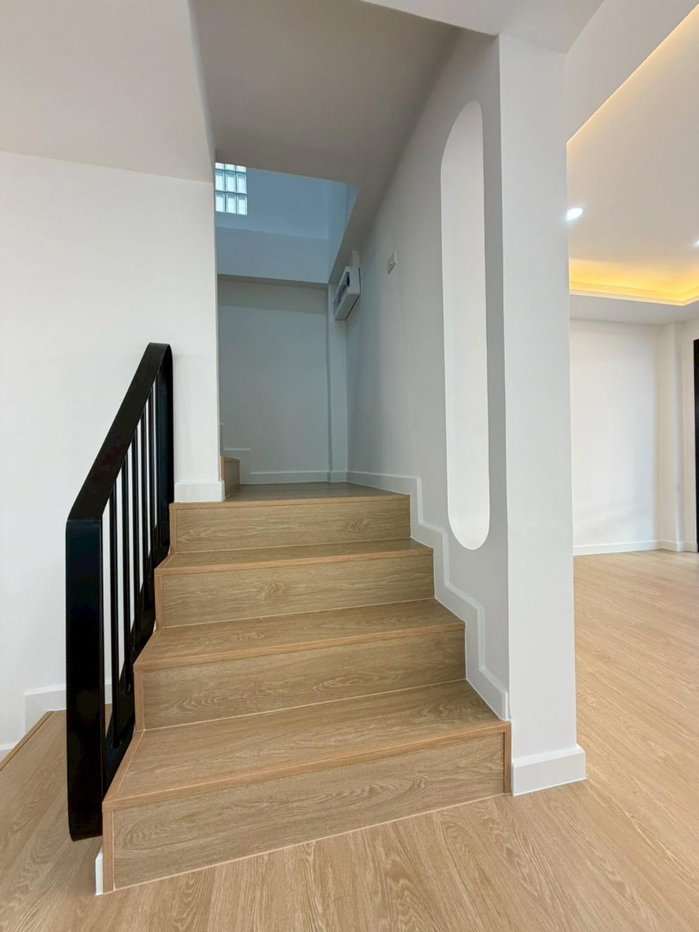รูป 🏡 ขายทาวน์เฮาส์ 2 ชั้น หมู่บ้านเมืองเพชรวิลเลจ  📍ถนนสวนผัก ซอยทุ่งมังกร 10 แขวงฉิมพลี เขตตลิ่งชัน กรุงเทพมหานคร - รูปที่ 15/28