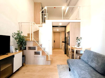 Condos for rent : 🏢 𝐒𝐢𝐚𝐦𝐞𝐬𝐞 𝐑𝐚𝐦𝐚 𝟗 🏢 💰 Location: Near MRT Rama 9 🏢 Floor  Size: 37.5 SQ.M. Duplex 1 Bedroom |