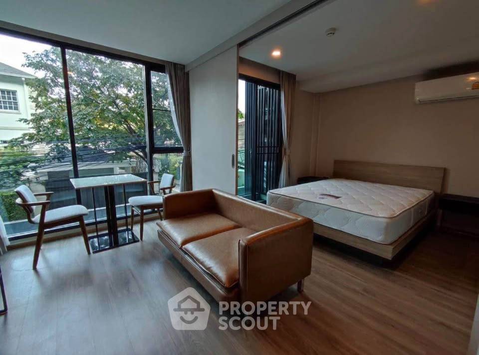 รูป คอนโด 1-ห้องนอน ที่ เดอะ ทีค สุขุมวิท 39 ใกล้ BTS พร้อมพงษ์ (ID 2894308) - รูปที่ 2/5