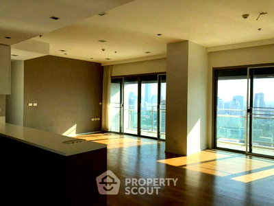 Condos for rent : 3-BR Condo at The Madison near BTS Phrom Phong (ID 2895065)