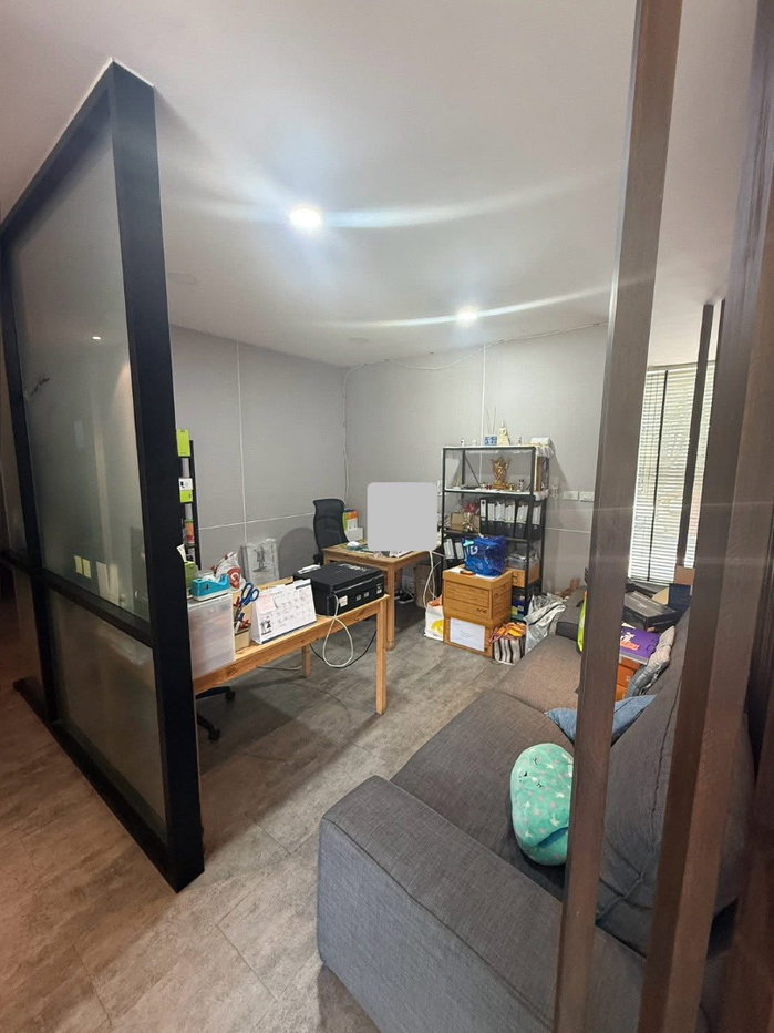 รูป WS7434 🏡 ให้เช่า  Home Office ทองหล่อ 20 พร้อมสระว่ายน้ำส่วนตัว เพียง 170,000 บาท/เดือน - รูปที่ 9/10