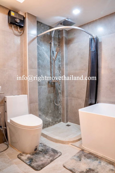 รูป HR2174 Klongtan Niwet Townhouse For Rent - รูปที่ 11/19