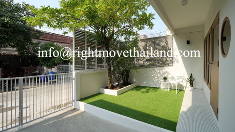 HR1461 Townhouse For Sale with Tenant