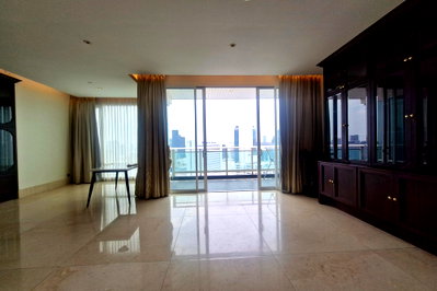 Condos for sale BTS Chong Nonsi : 🔥 Sale with tenant !! high floor 31++!!🔥 Code C20251000085.....The Infinity, 3 bedroom, 3 bathroom, furnished, ready to move in, Special Deal!!📣📣