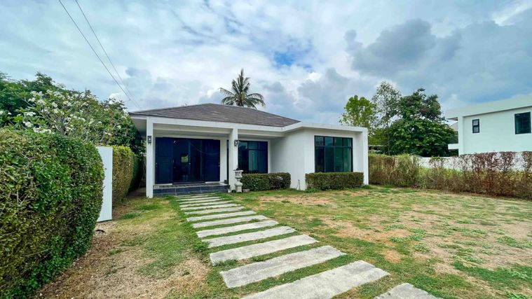 Brand New Single-Storey House for Rent  Baan Wang Tan, San Phak Wan, Hang Dong, Chiang Mai
