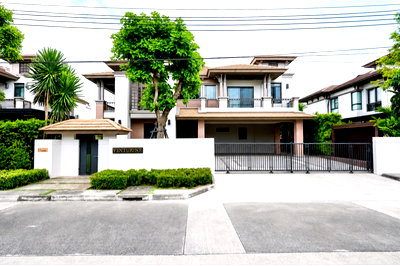 เช่าบ้านเดี่ยว โรงเรียนนวมินทราชินูทิศ เบญจมราชาลัย : ให้เช่ามัณฑนา เลค วัชรพล (Mantana Lake Watcharapol) สุขาภิบาล 5 ซอย 63/2 เขตคลองสามวา    