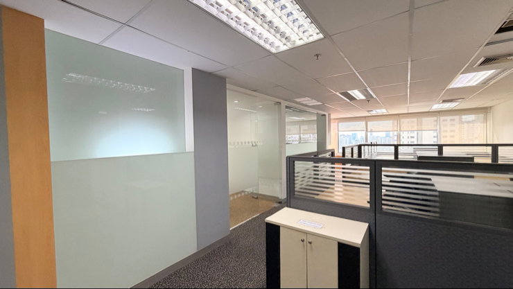 picture     Office for Rent in Asoke CBD – Prime Location Near BTS & MRT - 2/15