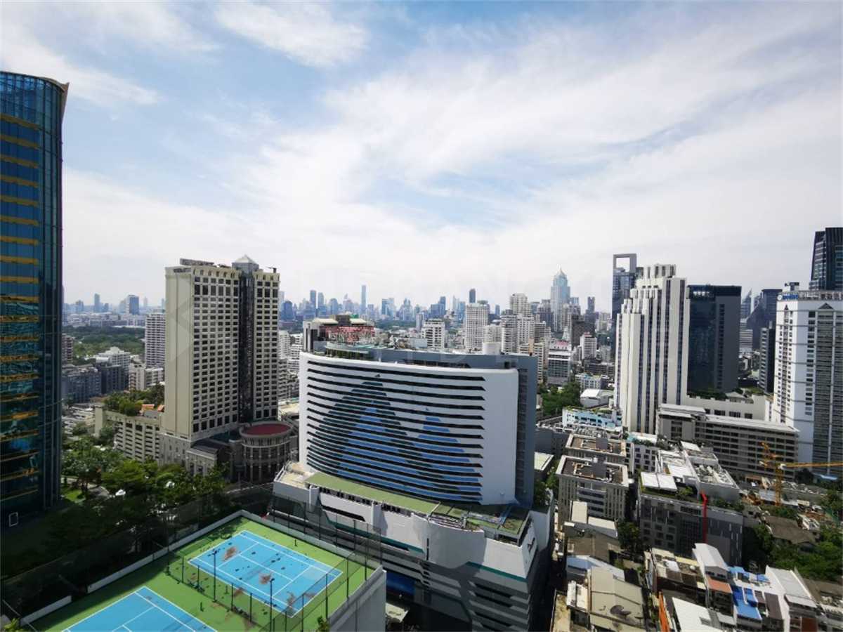 picture Ashton Asoke near MRT Rama 9 Station Move-in Ready, Just Bring Your Stuff - 2/10