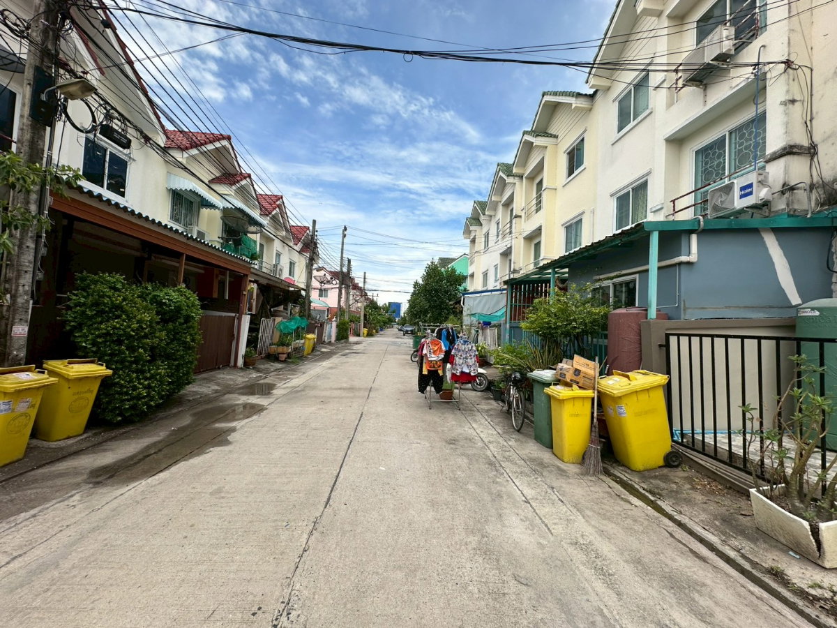 รูป ขายบ้านทาวน์โฮม 3 ชั้น 21 ตร.ว. บางพลี สมุทรปราการ ใกล้สนามบินสุวรรณภูมิ - รูปที่ 22/22