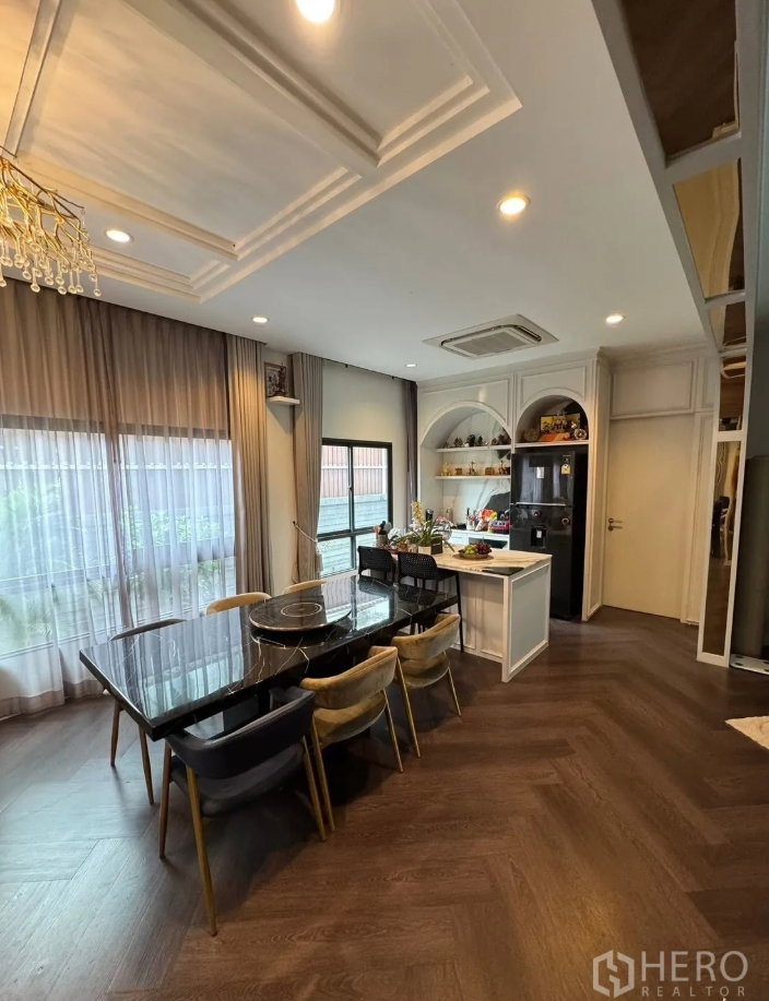 picture For sale 4 Bedroom Detached House in Setthasiri Krungthep-Pathumthani in Bang Khu Wat, Mueang Pathum Thani, Pathum Thani BRE26362 - 10/12